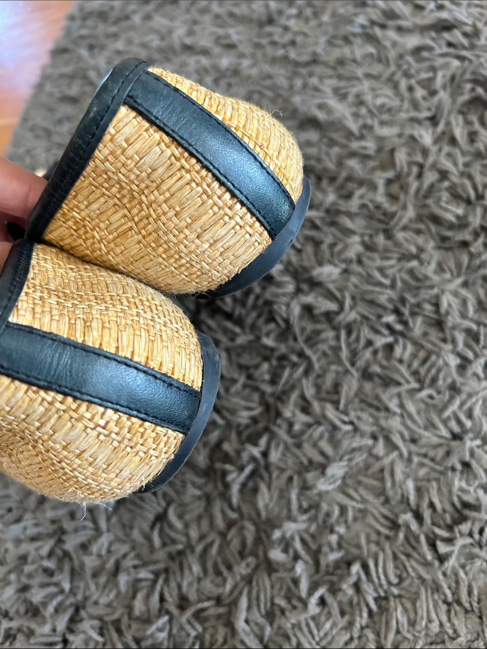 Tory Burch Reva Raffia Ballet Flats Tan with Black Trim & Gold Logo Size 9 - Picture 4 of 11